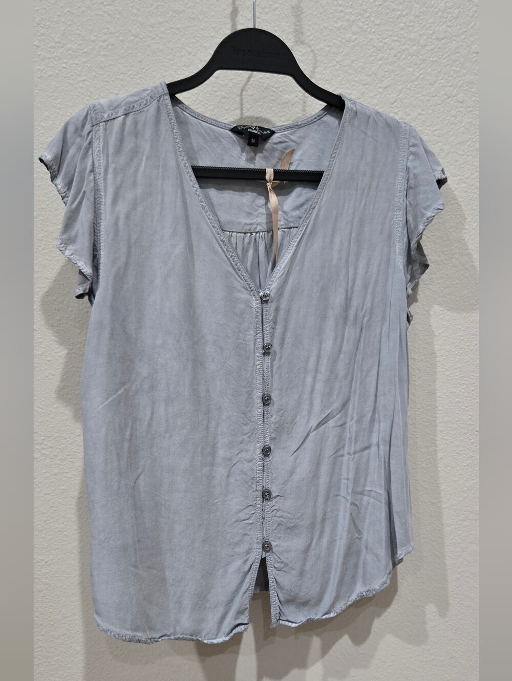 Velvet Heart Light Gray Button-Down V-Neck Top